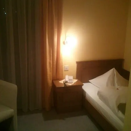 Knollhof Hotel