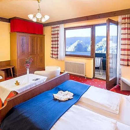 Knollhof Hotel