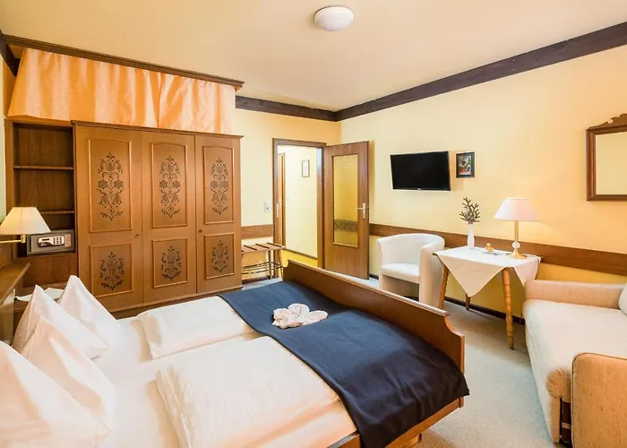 Отель Knollhof 3*