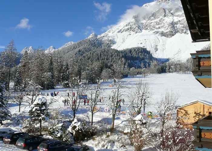 Knollhof فندق 3*